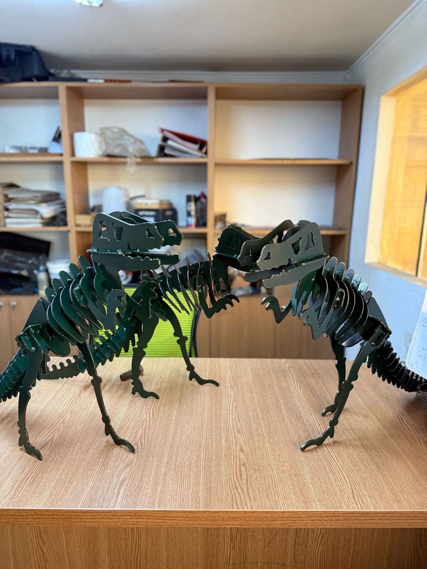 🦖 Dinozaur Handmade – Artă Metalică Unică 🦖